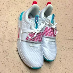 Womens Nike in-season TR 9 training shoes